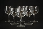 Vinglas, kaffekoppar i glas, ljusstake. G12/