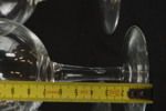 Vinglas, kaffekoppar i glas, ljusstake. G12/