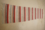 Plastmatta 240x60cm, Vit, röd mm. B289/