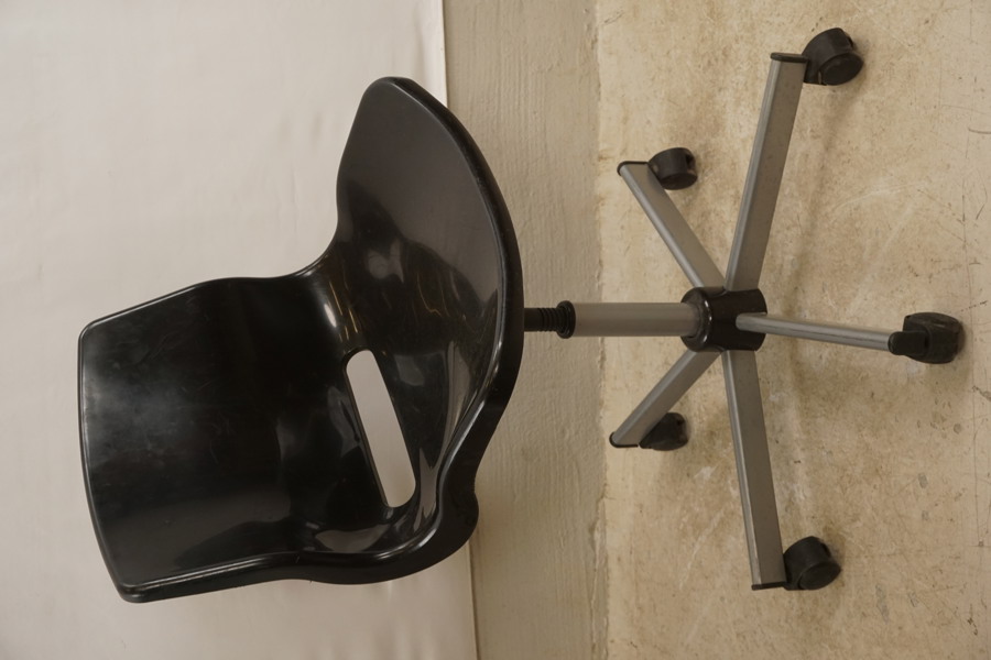 IKEA SNILLE Snurrstol svart. B471/