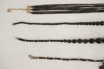 Halsband & armband med svarta pärlor. A234