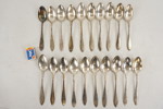 Nysilver skedar. A24