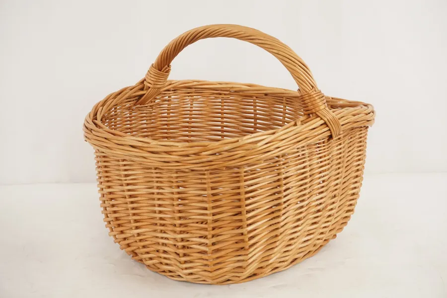 Picknickkorg med handtag. A54