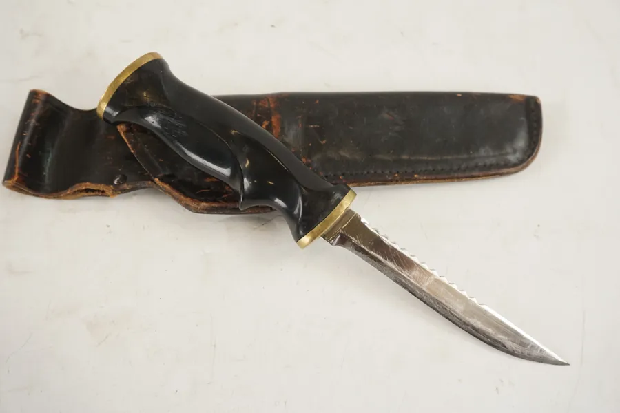 Jakt/fiske kniv. A198/