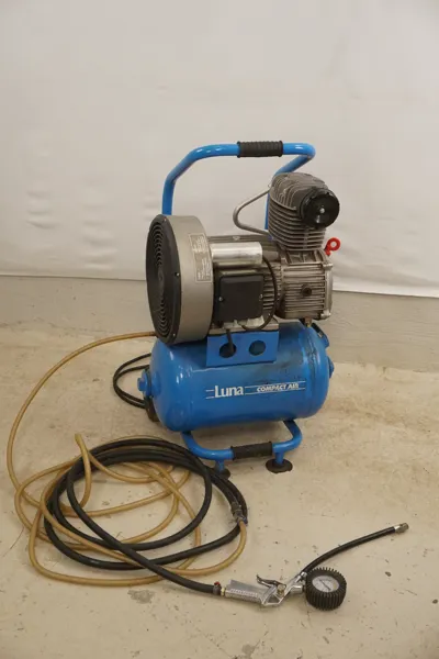 Luna kompressor. B75