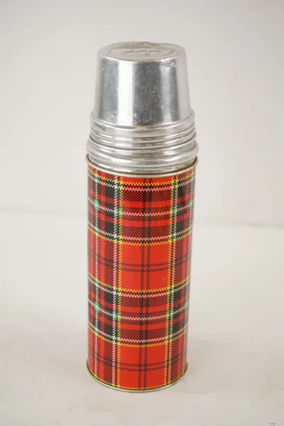Vintage thermos. A134/