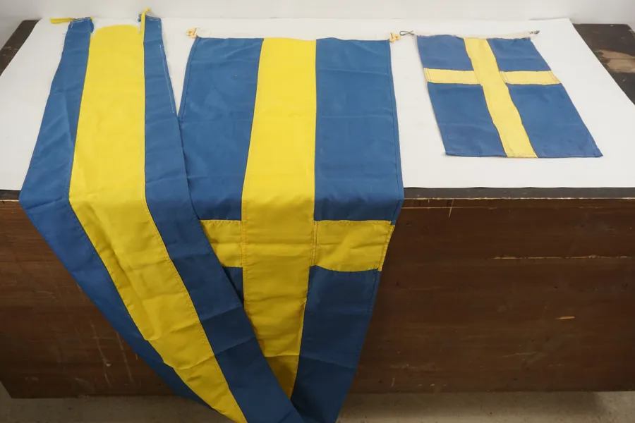 Svensk Flagga & Korsvimpel. A155/