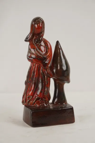 Birger Åberg Kvinna, keramiskt figur, röd. G1/