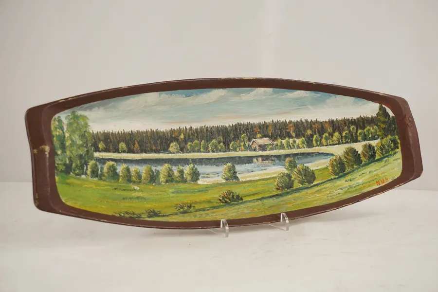 Tjärn målat tråg 58x21. M12