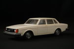 Volvo 244 DL Plastmodell. A18