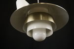 Guldfärgad VADSBO METALL taklampa. Bc71