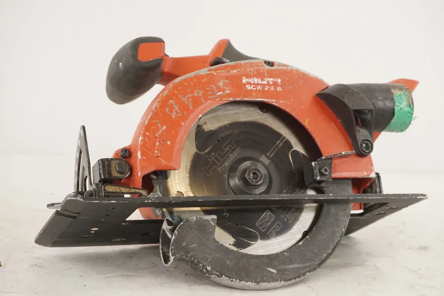 Hilti SCW 22-A cirkelsåg. D33