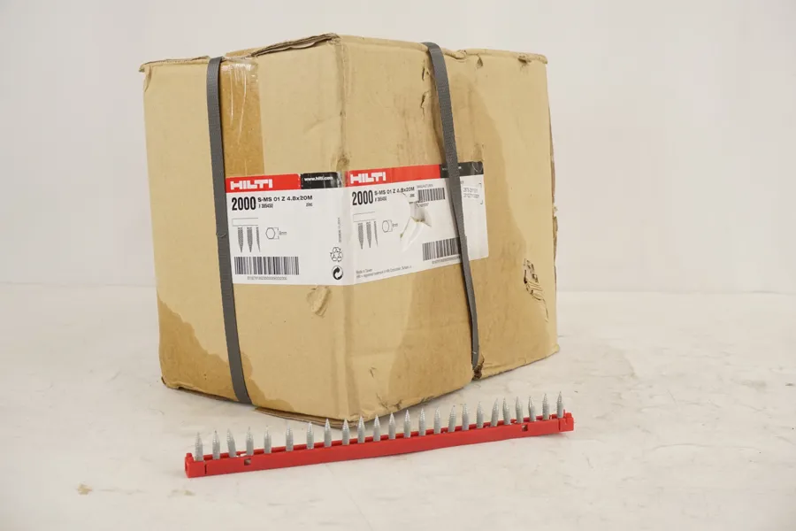 2000 Hilti S-MS 01 Z 4,8x20M skruvar. D38
