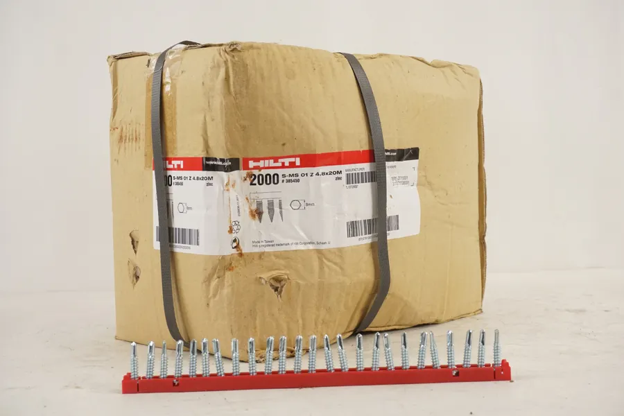 2000 Hilti S-MS 01 Z 4,8x20 mm skruvar. D46