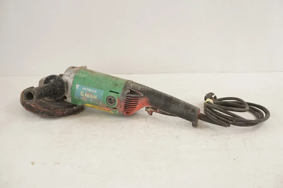 Hitachi  Vinkelslip. D65