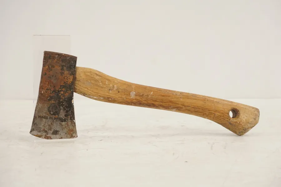 Hultafors yxa. D75