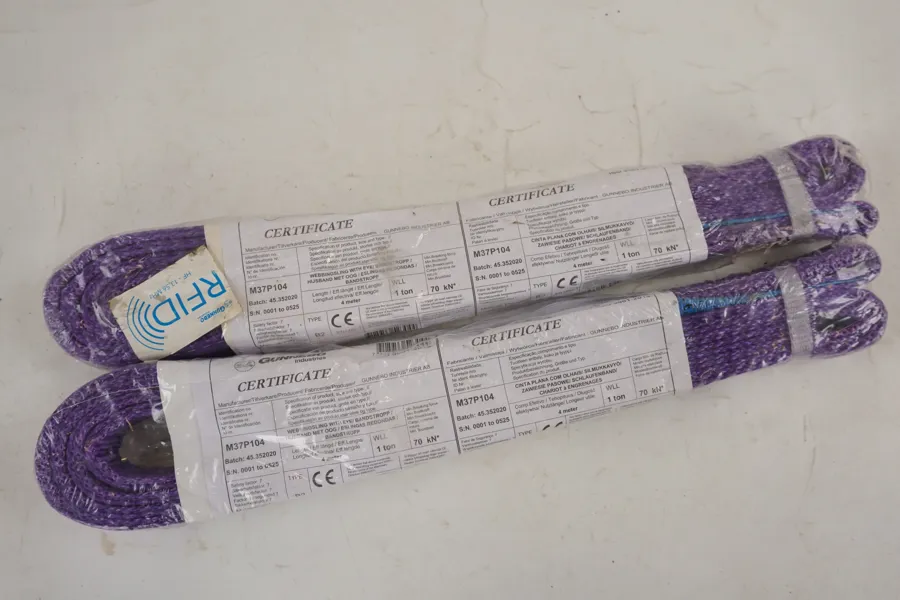 2st Silverline 1ton bandsling. D184