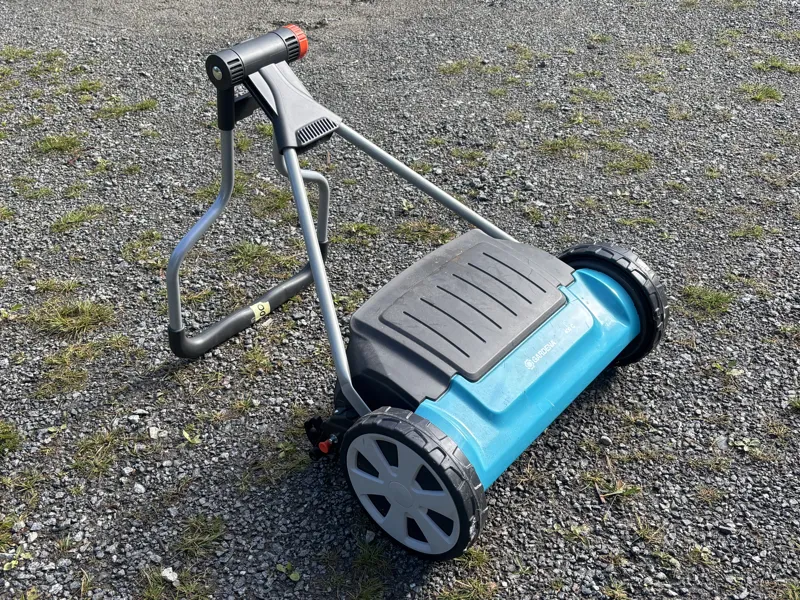 Gardena 400C Handgräsklippare. B200