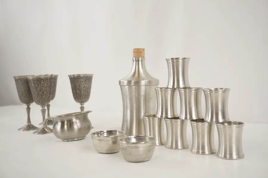 Tenn likörglas 1,5kg. A81
