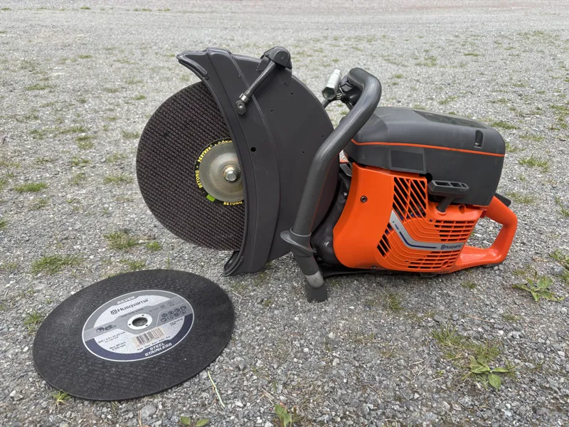 Husqvarna K750 motorkap