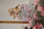 Figurer, tallrik i porslin mm. A97/