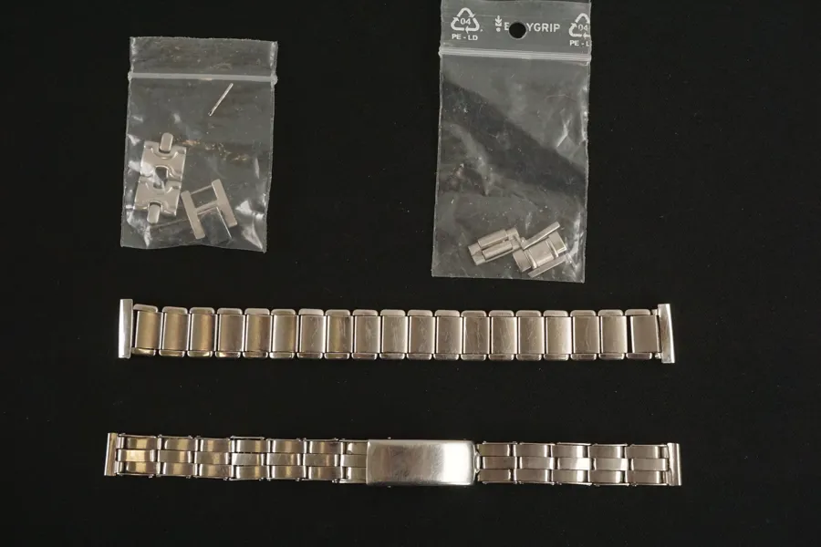 2st Vintage armband i metall till armbandsur mm. A235/