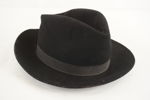 Trench Oratop & Hatt Ariston. BC161/