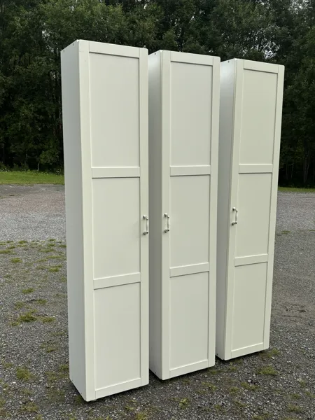 3st förvaringsskåp i vitt B249