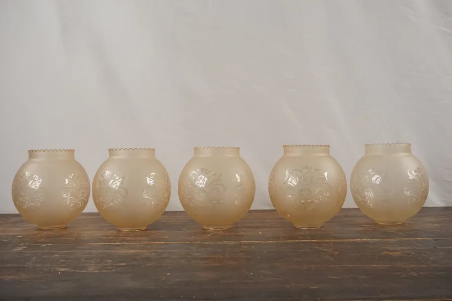 5st Lampkupor i frostat glas. G14