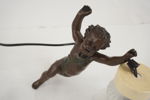 Putti lampa. A8