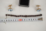 2st Manschettknappar och armband. A13