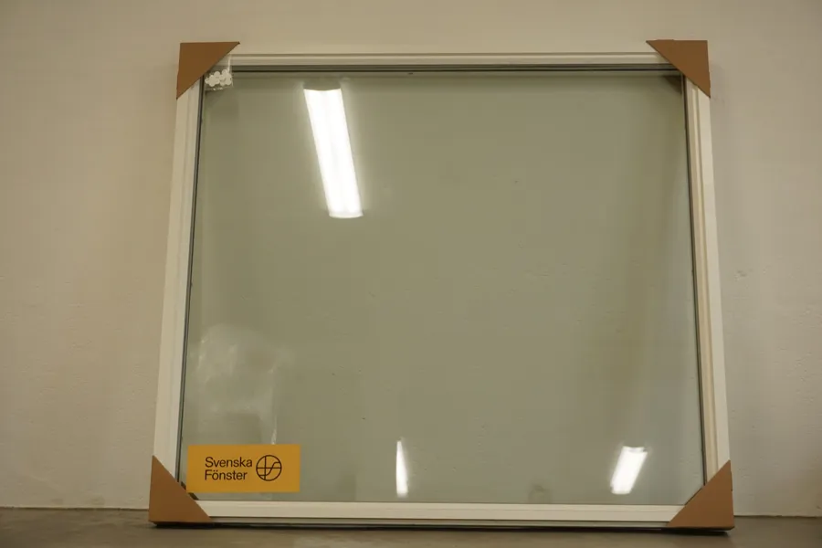 Svenska Fönster fast 1500-1350 Vit. P154