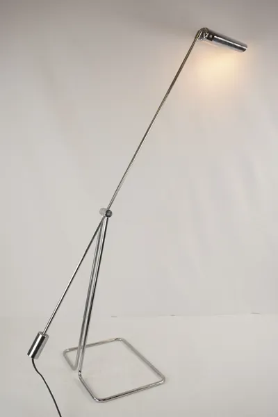 Golvlampa. B125