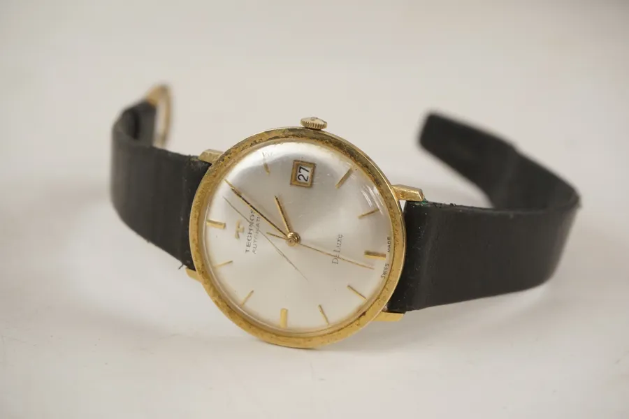 Technos Automatic, armbandsur i guld 18k 750. A3/