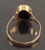 Guldring med planslipad onyx 18k 5,8g. A39/