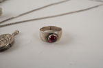 Silver halsband, ring, hänge mm. A144
