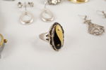 Armbandsur, halsband mm smycken. A153