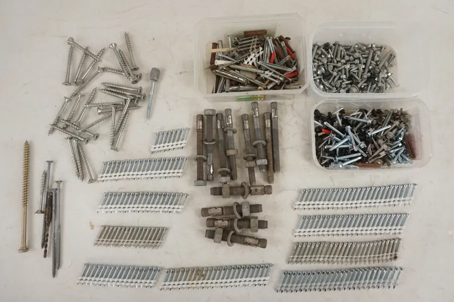 Skruvar mm. D51/