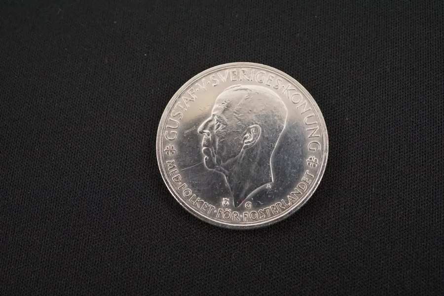 5kr 1935 svensk mynt 24g. A135