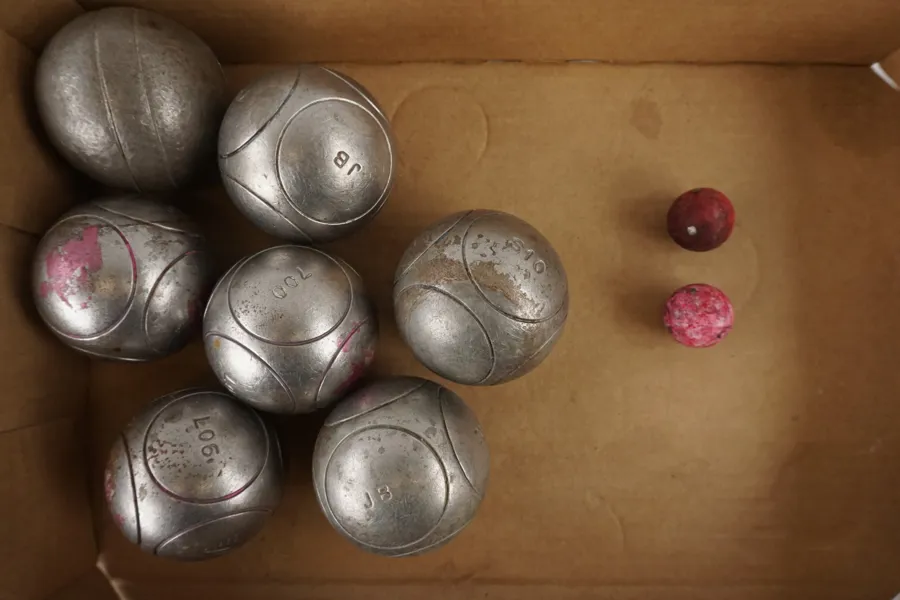 Jean Blanc Boule set. D11
