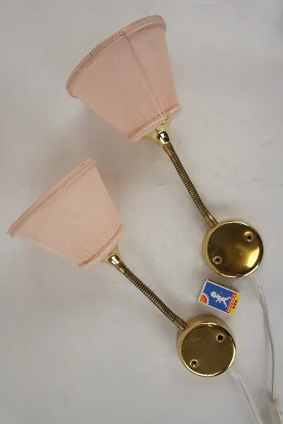 2st GIS vägglampor rosa. A199