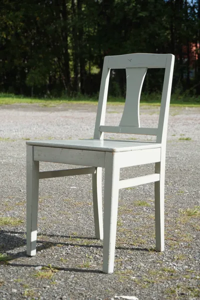 Grå stol. B215