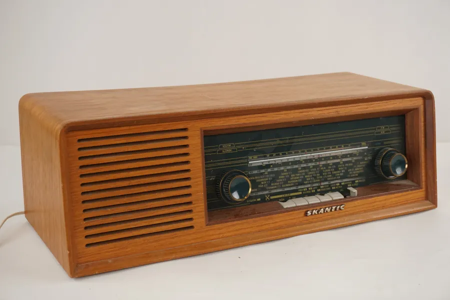 Skantic radio. M32/