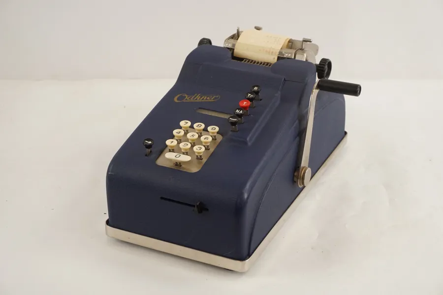 Odhner Räknemaskin. M43/