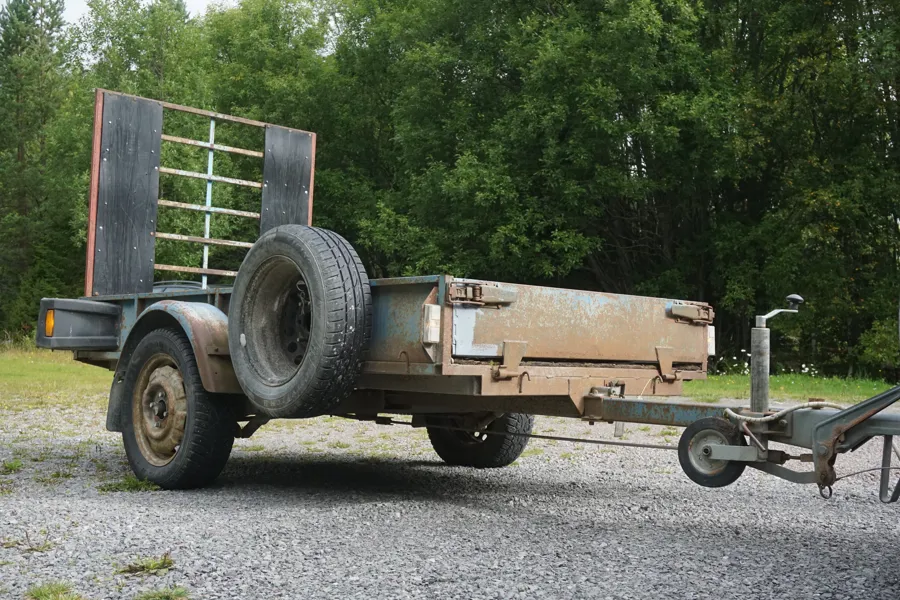 Släpvagn med tipp 1978. B260