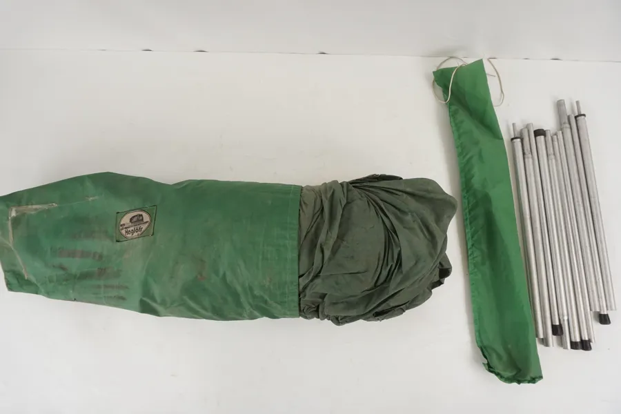 Grönt Haglöfs Tält. B283