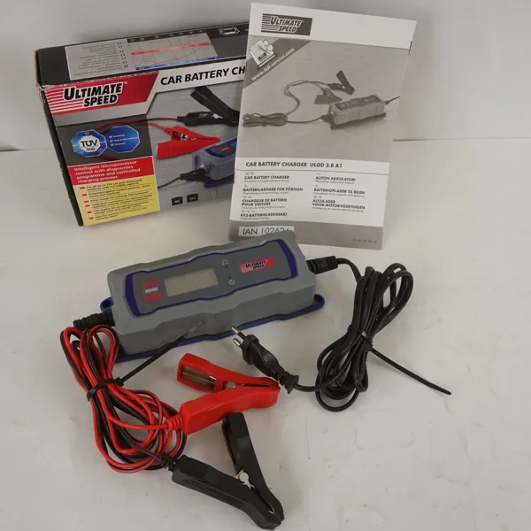 Ultimate Speed Bilbatteriladdare. D16