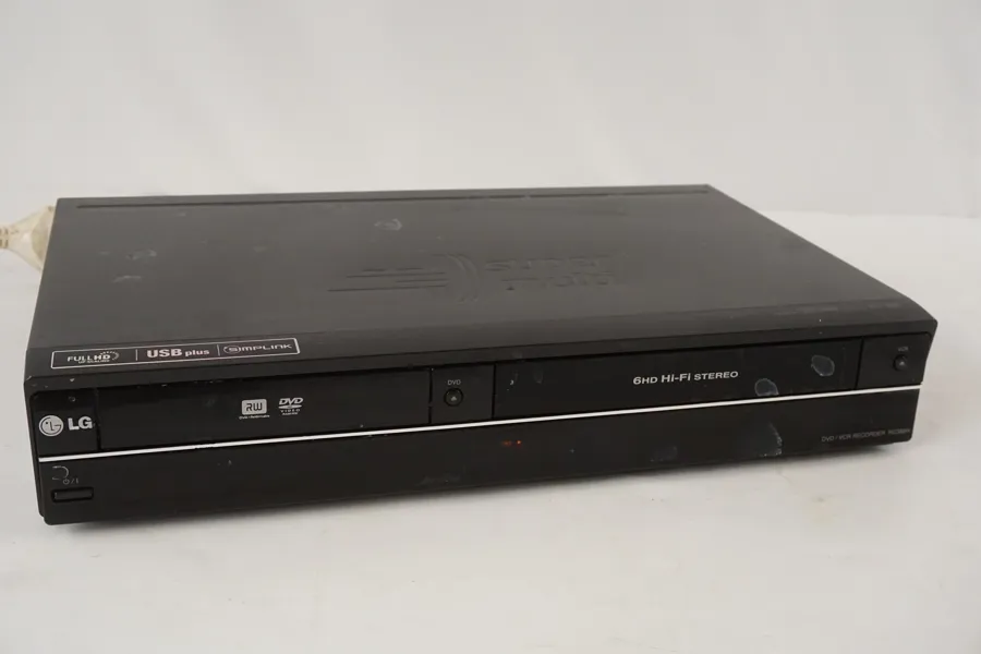 LG DVD/VHS kombination inspelare. D22