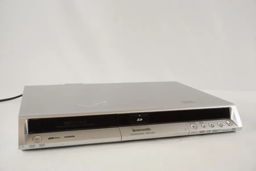 Panasonic DMR-EH65 DVD & HDD inspelare. D28
