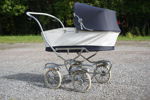 Barnvagn retro. B11